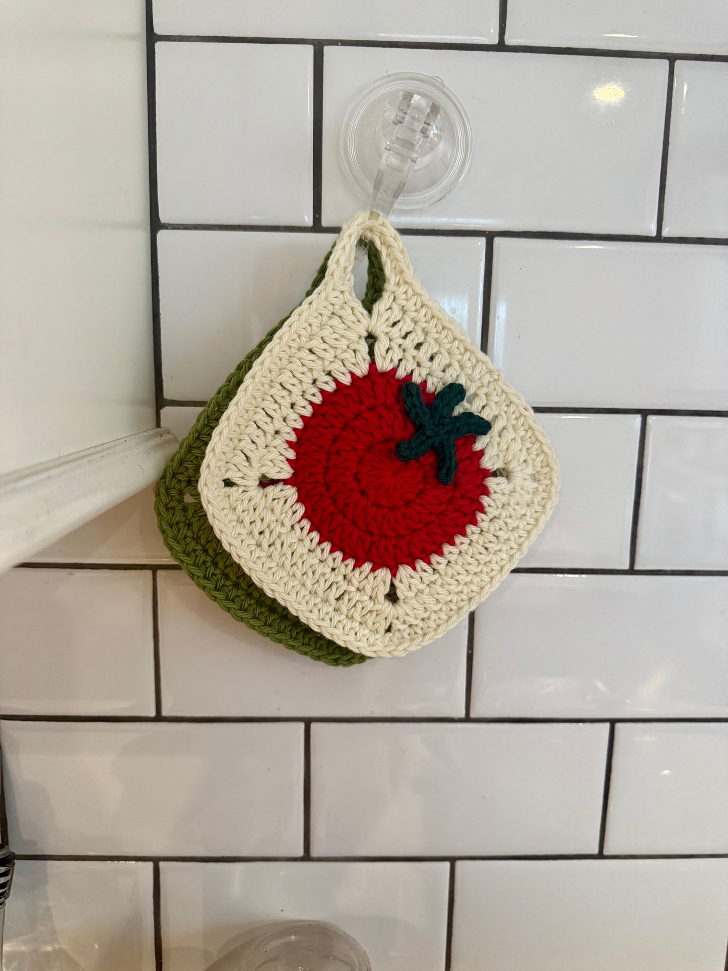 Tomato Crochet Pot Holder – Cream