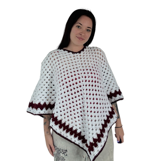 Poncho White & Maroon