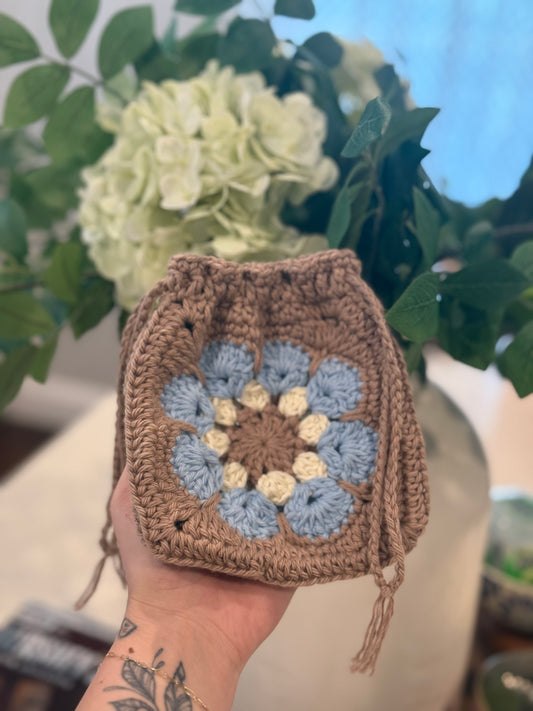 Handmade Crochet Granny Square Drawstring Pouch – Oatmeal